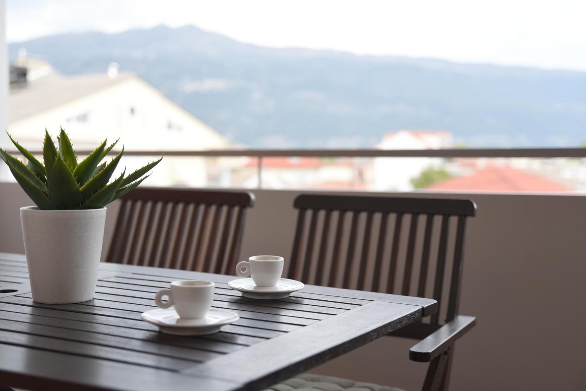 Serenity And Comfort Apartment Ioannina Exterior foto