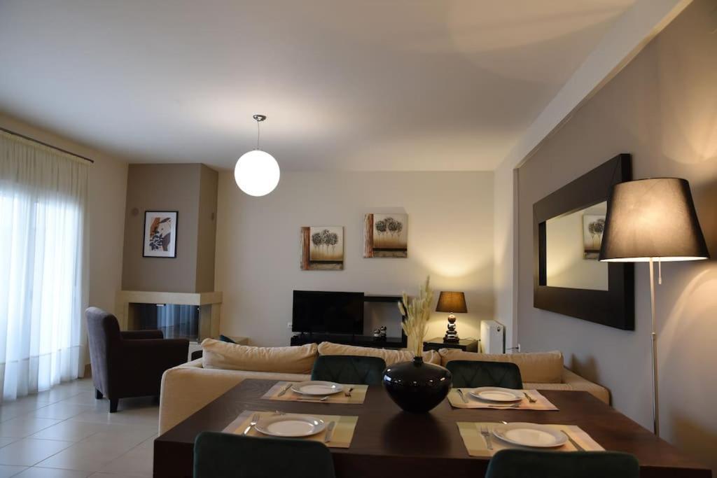 Serenity And Comfort Apartment Ioannina Exterior foto
